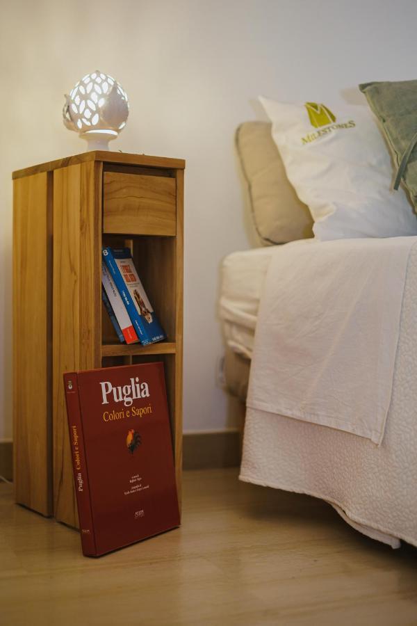 אלברובלו Milestones Modern Suite Trullo Jacuzzi Spa & Relax מראה חיצוני תמונה